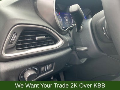 2025 Chrysler Voyager LX