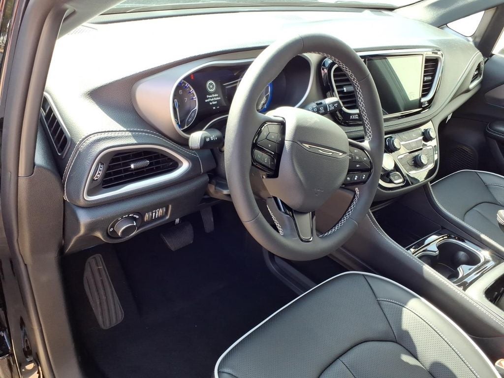 2027 Chrysler Pacifica Limited