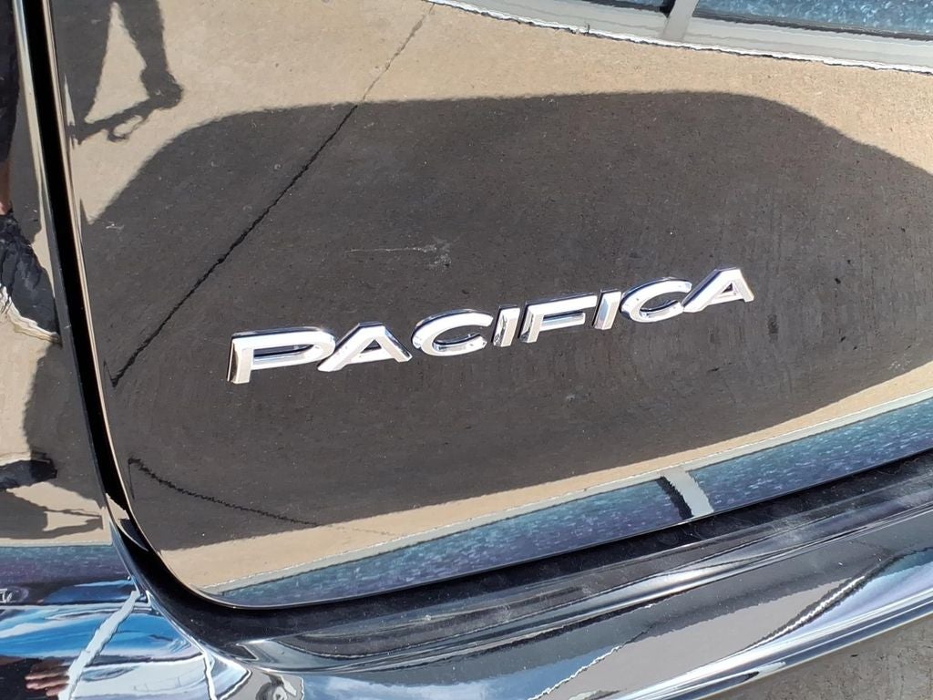 2027 Chrysler Pacifica Limited