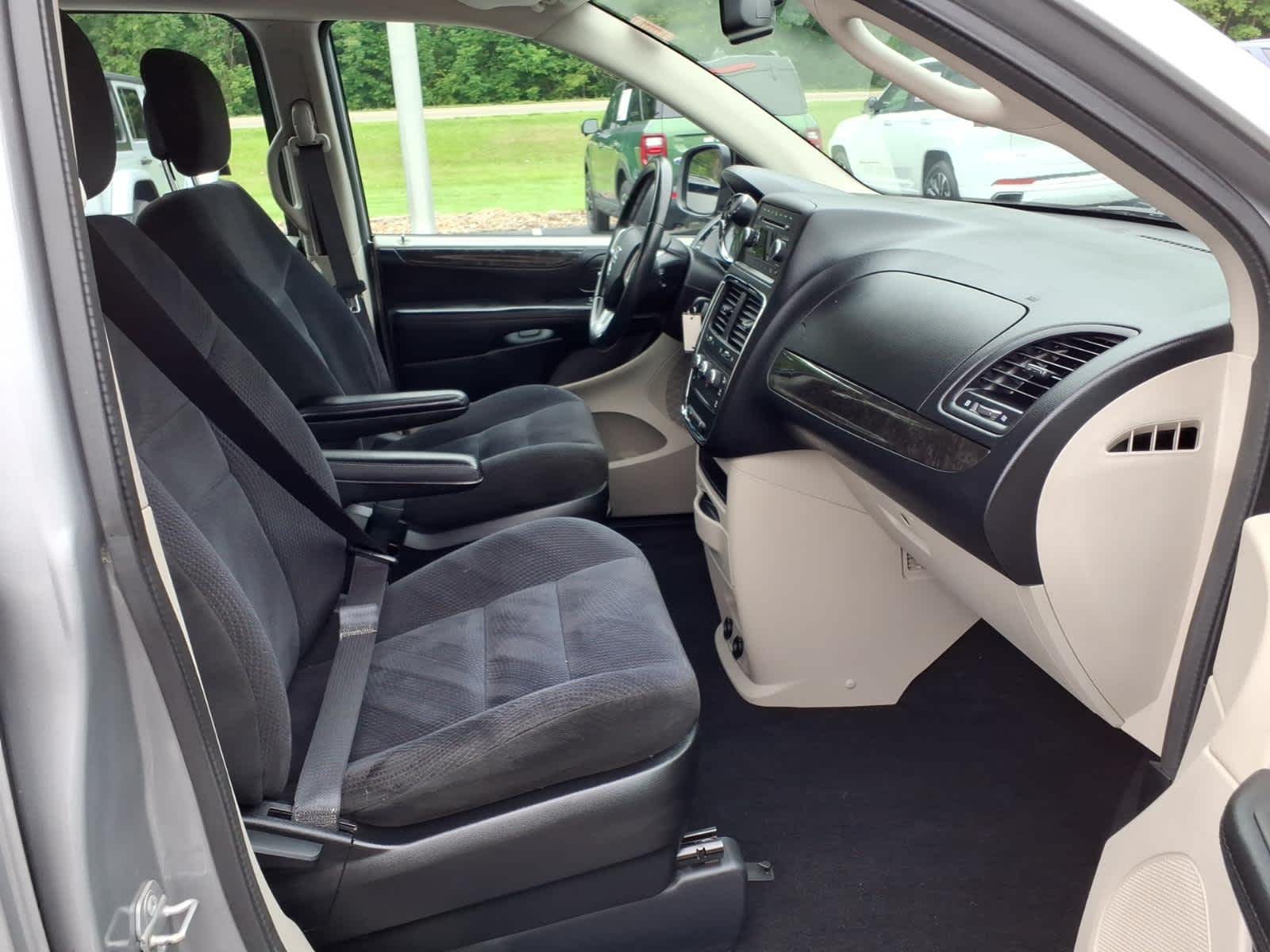 2015 Dodge Grand Caravan American Value Pkg