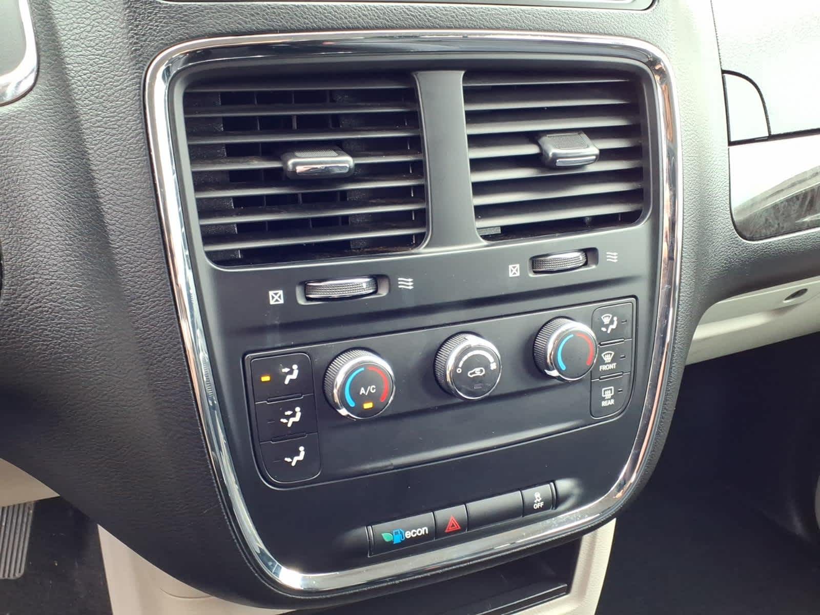 2015 Dodge Grand Caravan American Value Pkg