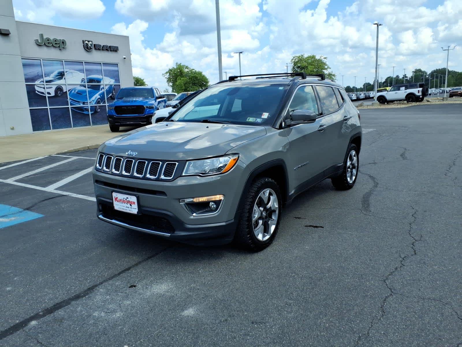 Used 2020 Jeep Compass Limited with VIN 3C4NJDCB1LT107315 for sale in Columbiana, OH
