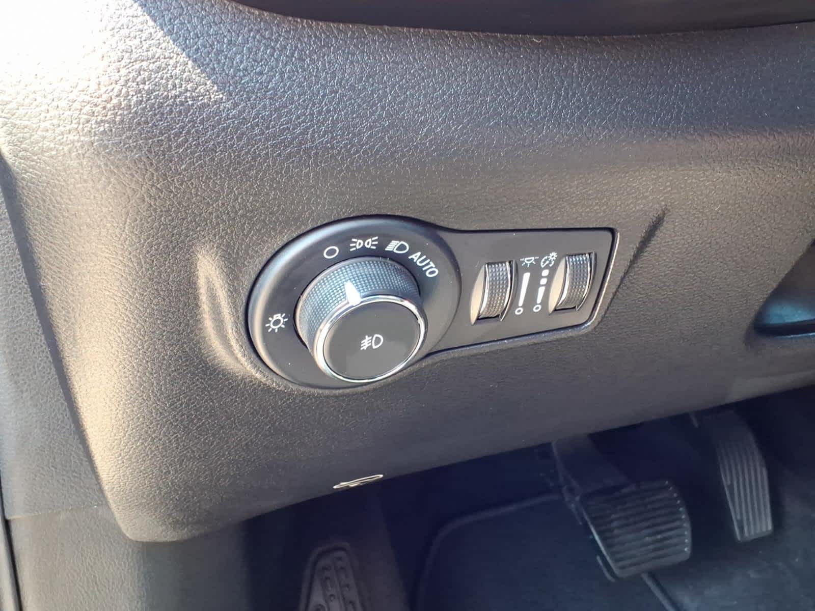 2023 Jeep Compass (RED) Edition