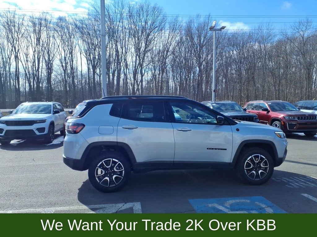 2025 Jeep Compass Trailhawk