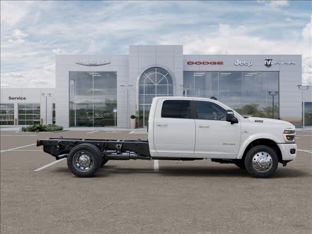 2027 RAM 5500 Chassis Cab Big Horn