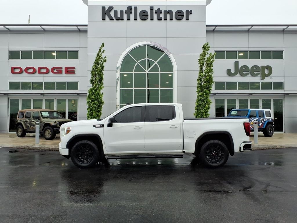 2022 GMC Sierra 4WD Crew Cab Short Box Elevation's photo