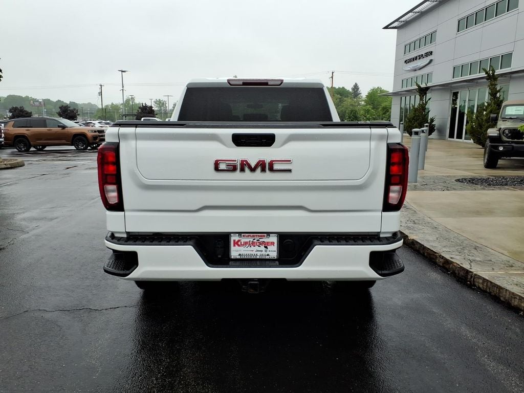 2022 GMC Sierra 1500 Limited Elevation