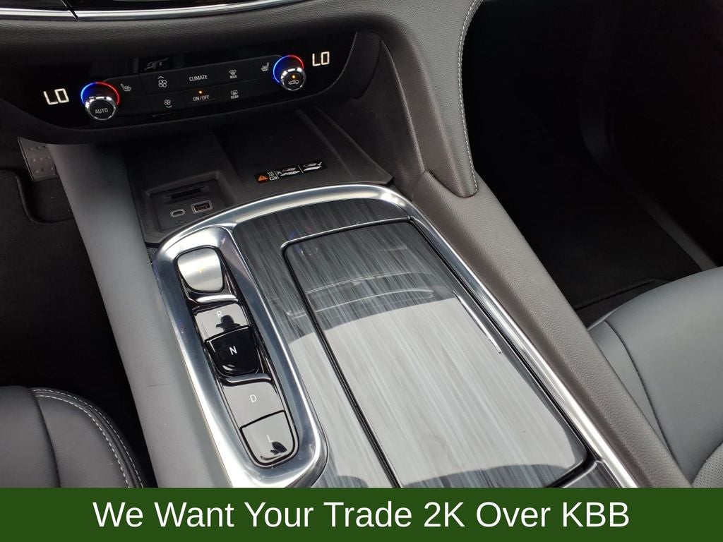 2024 Buick Enclave Essence