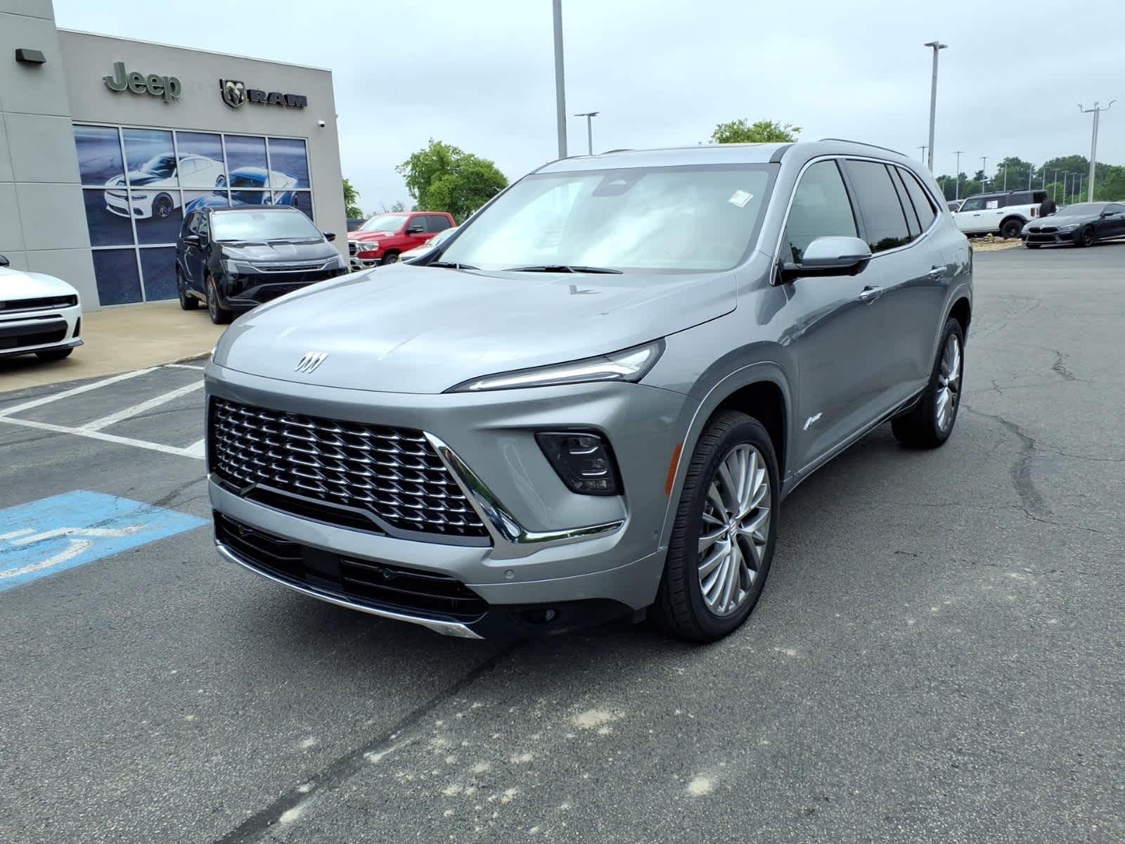 2026 Buick Enclave Avenir