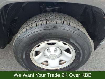 2018 Toyota Tacoma SR