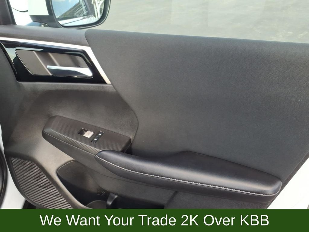 2022 Mitsubishi Outlander ES