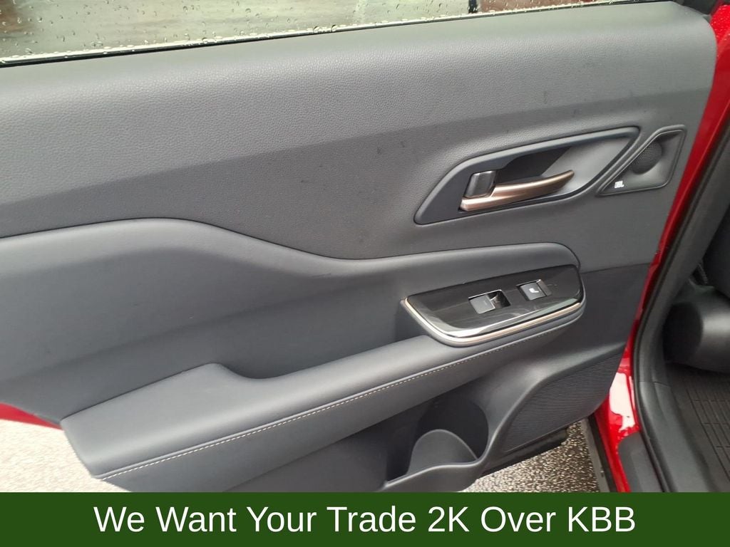 2025 Toyota Crown Signia Limited