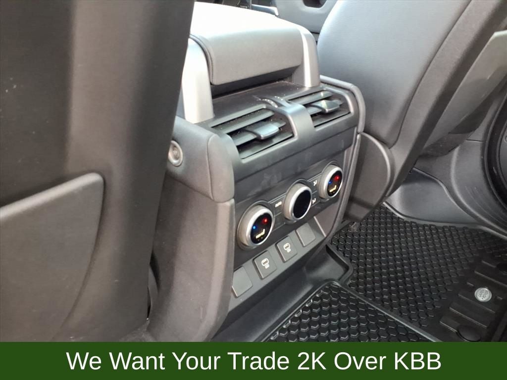 2023 Land Rover Defender 110 X-Dynamic SE