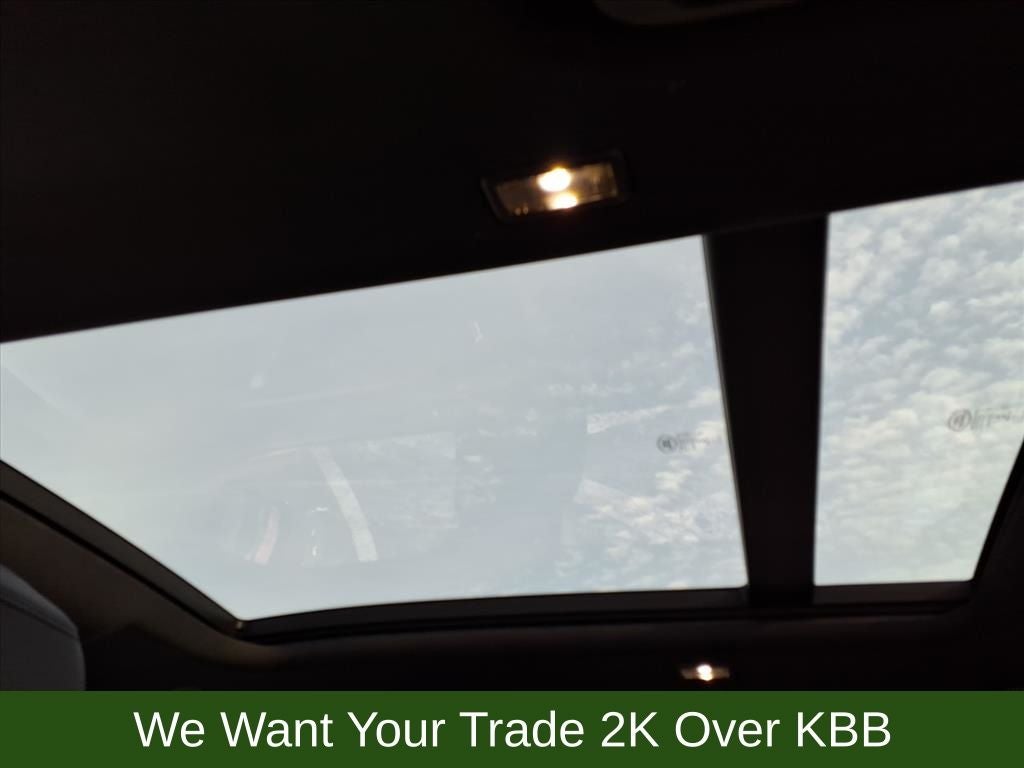 2023 Land Rover Defender 110 X-Dynamic SE