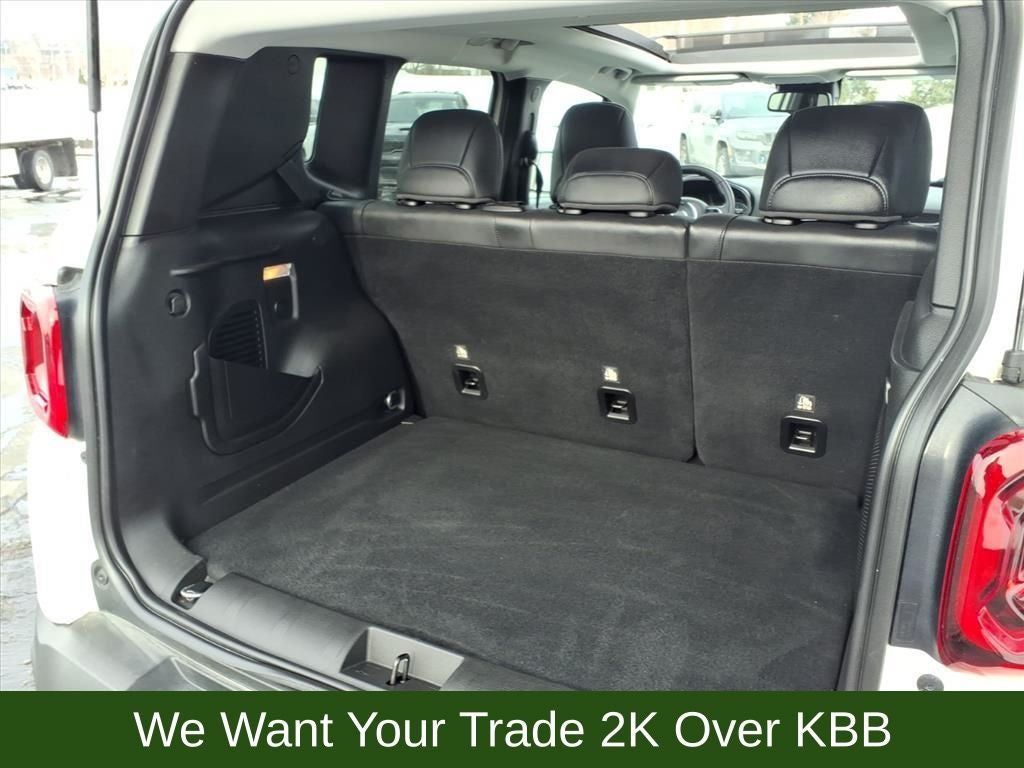 2023 Jeep Renegade Trailhawk