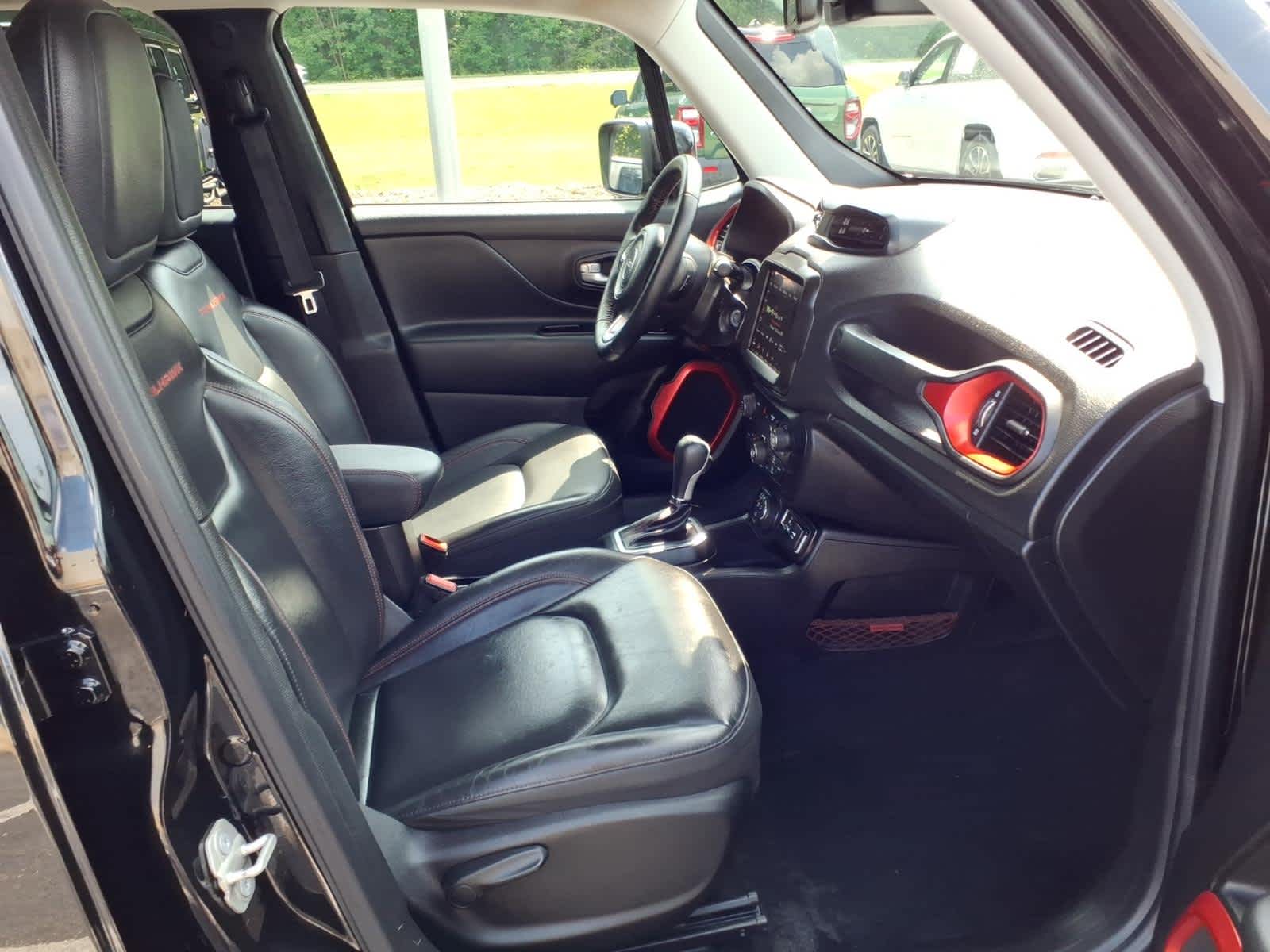 2023 Jeep Renegade Trailhawk