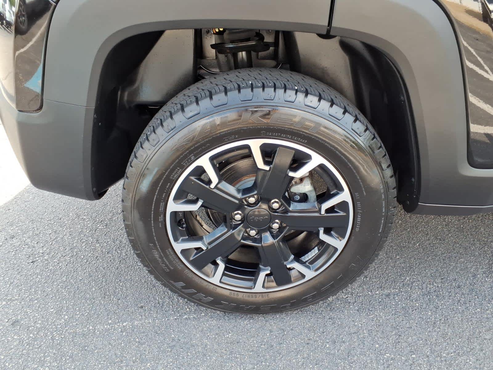 2023 Jeep Renegade Trailhawk