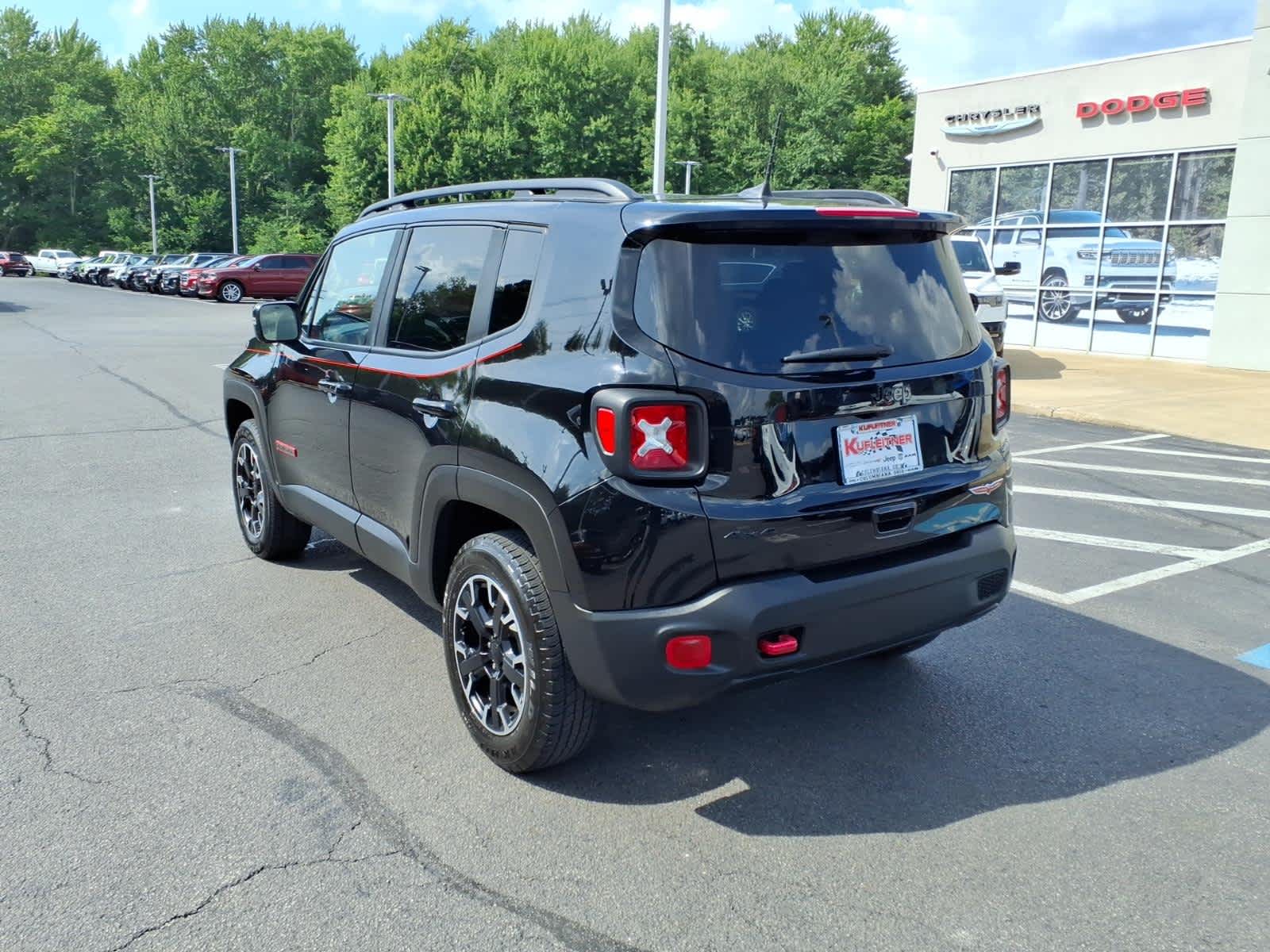 2023 Jeep Renegade Trailhawk