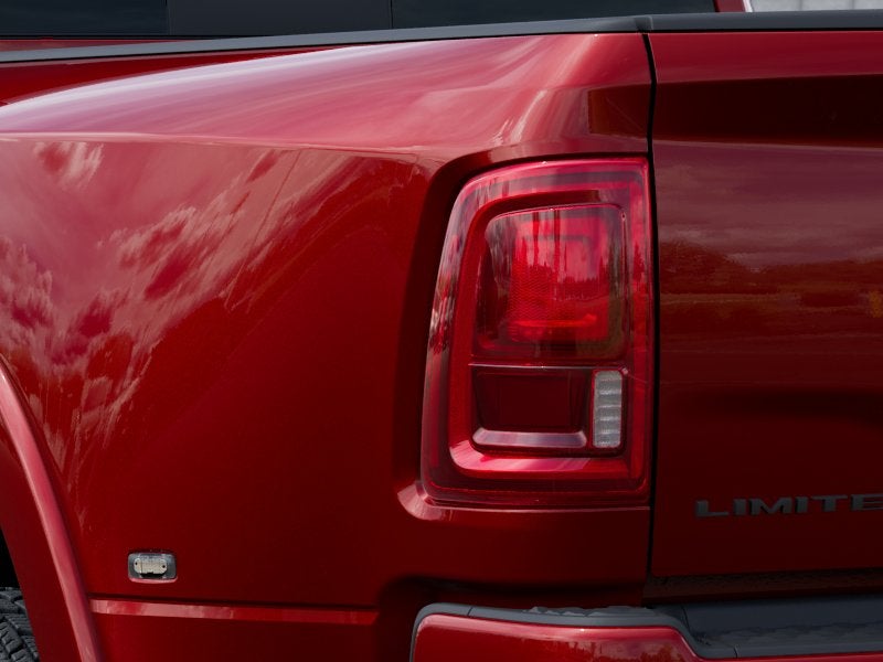 2027 RAM Ram 3500 RAM 3500 LIMITED CREW CAB 4X4 8' BOX