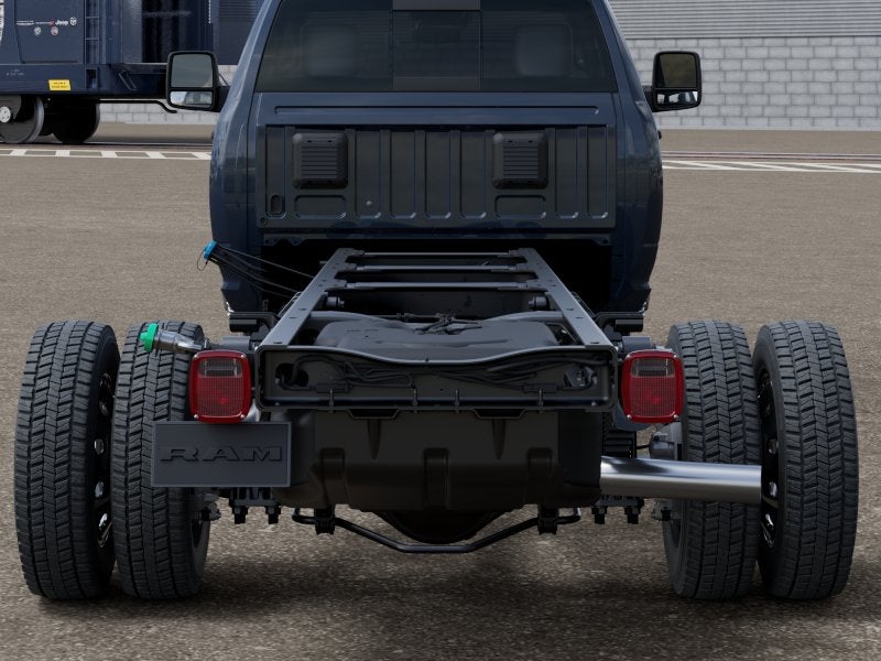 2026 RAM Ram 5500 Chassis Cab RAM 5500 TRADESMAN CHASSIS REGULAR CAB 4X4 120' CA
