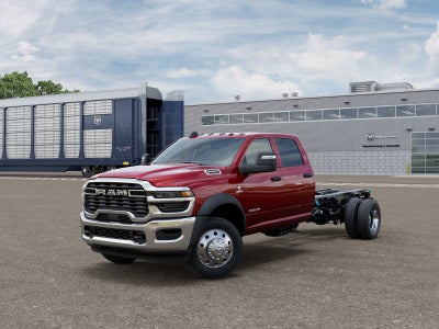 2026 RAM Ram 5500 Chassis Cab RAM 5500 TRADESMAN CHASSIS CREW CAB 4X4 84' CA