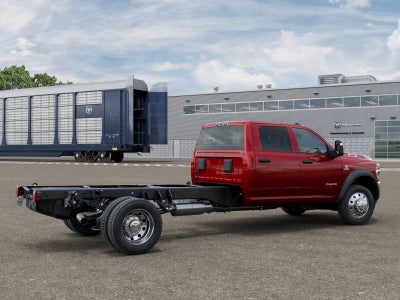2026 RAM Ram 5500 Chassis Cab RAM 5500 TRADESMAN CHASSIS CREW CAB 4X4 84' CA