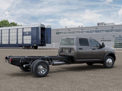 2026 RAM Ram 5500 Chassis Cab RAM 5500 TRADESMAN CHASSIS CREW CAB 4X4 84' CA