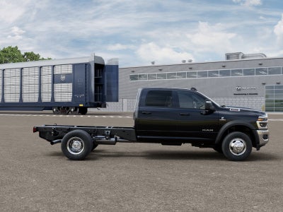 2026 RAM Ram 3500 Chassis Cab RAM 3500 TRADESMAN CREW CAB CHASSIS 4X4 60' CA