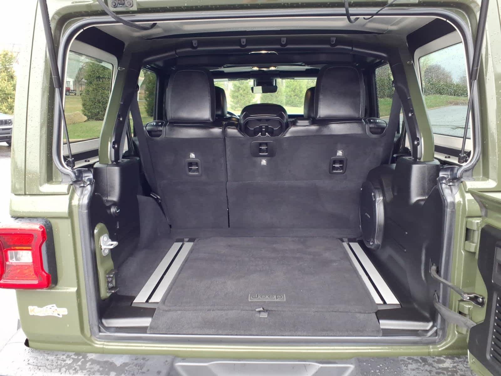 2021 Jeep Wrangler Unlimited Sahara Altitude