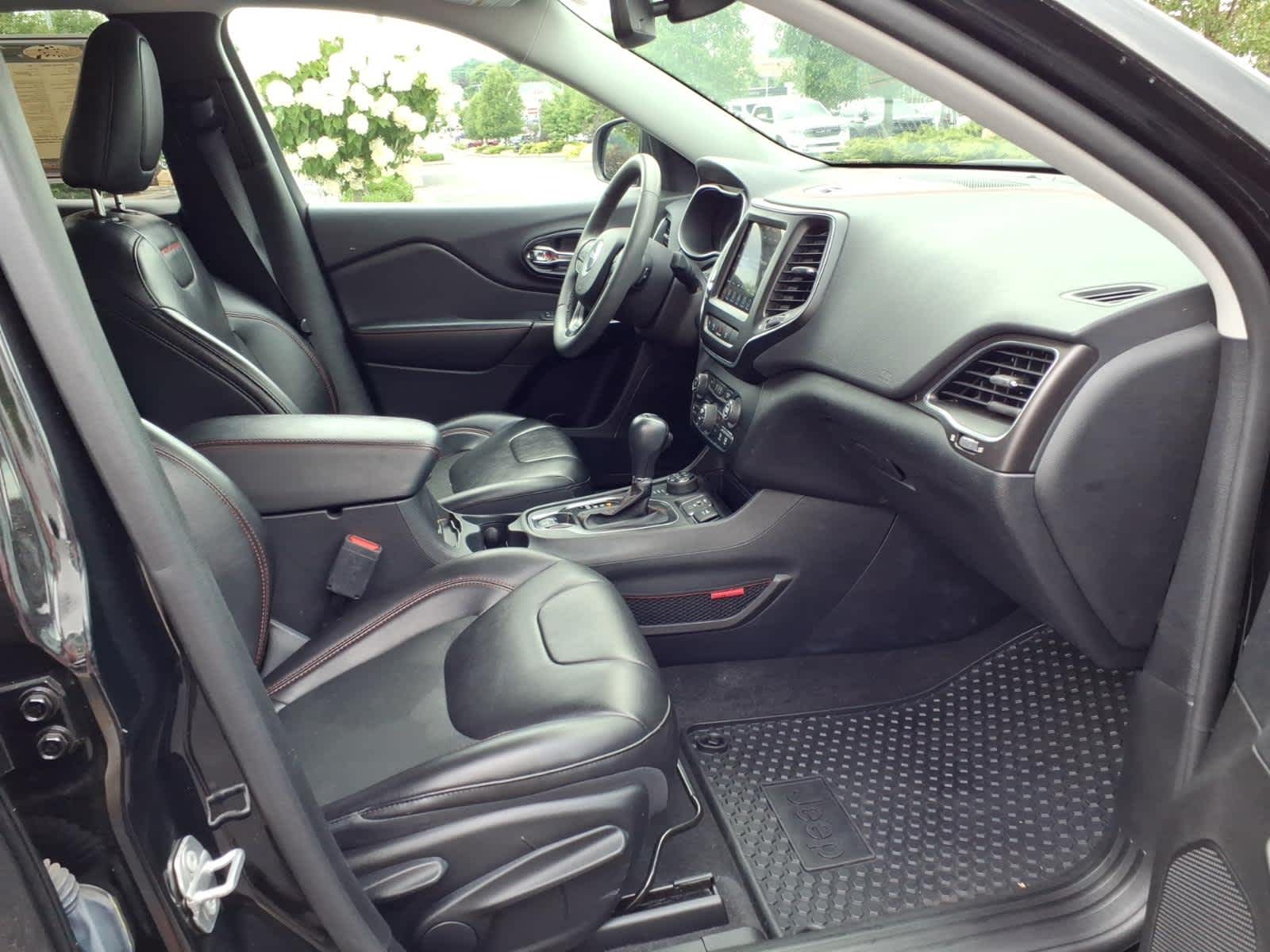 2021 Jeep Cherokee Trailhawk