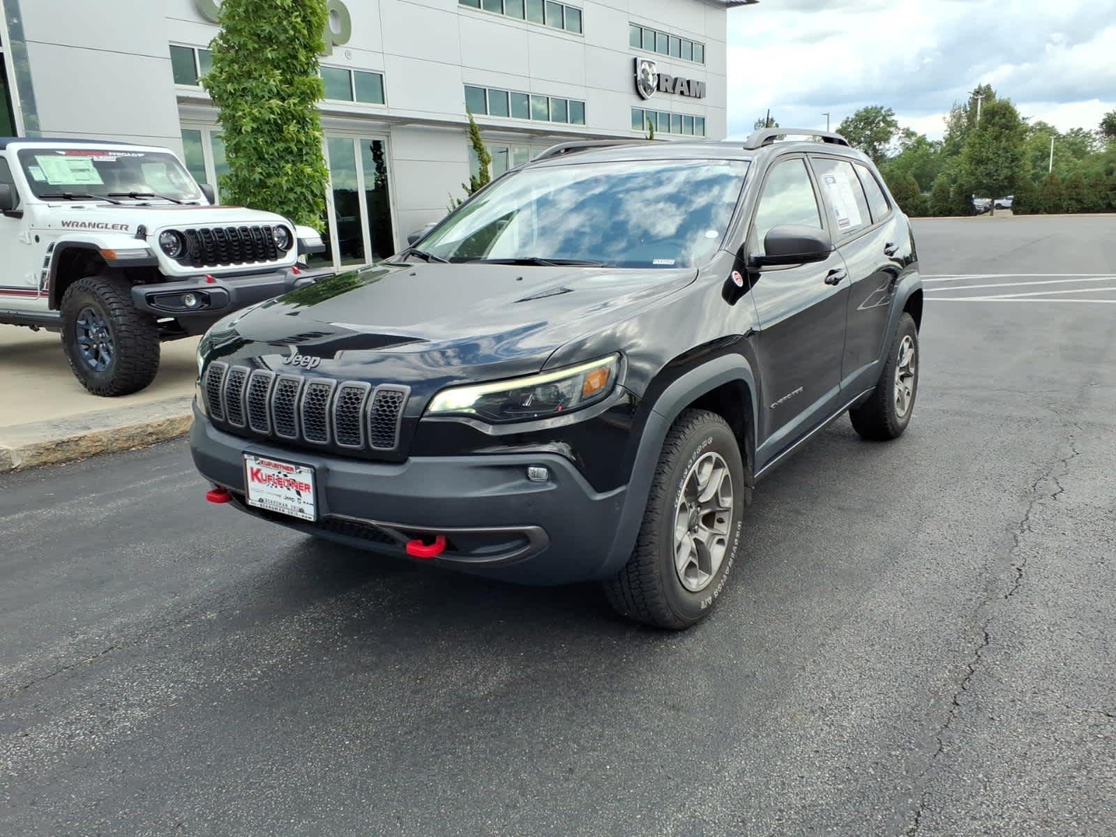 2021 Jeep Cherokee Trailhawk