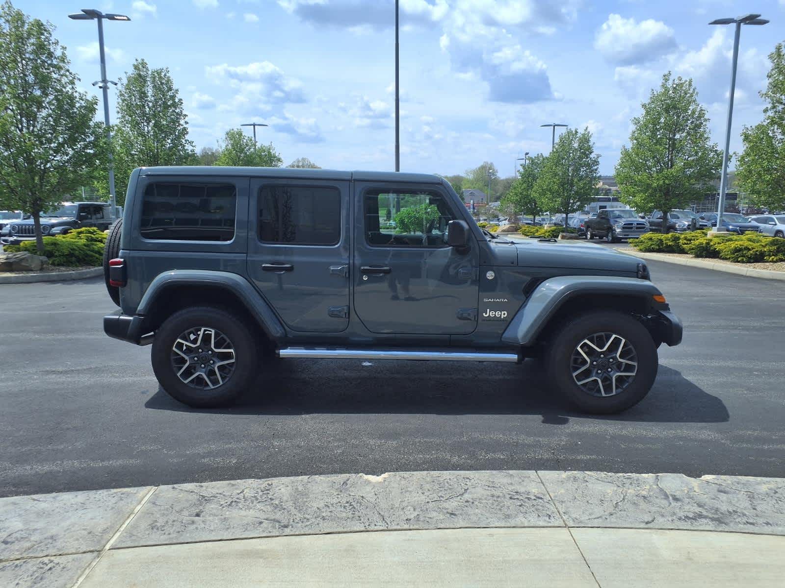 2024 Jeep Wrangler Sahara