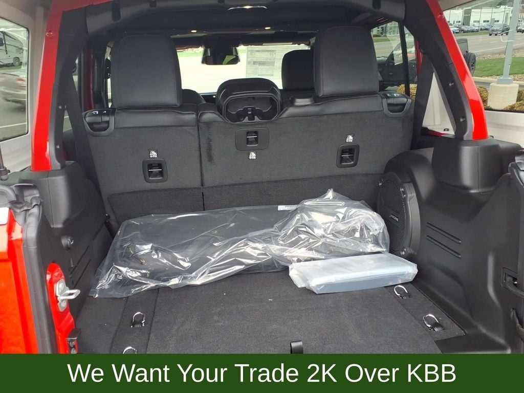 2026 Jeep Wrangler Sahara Whitecap