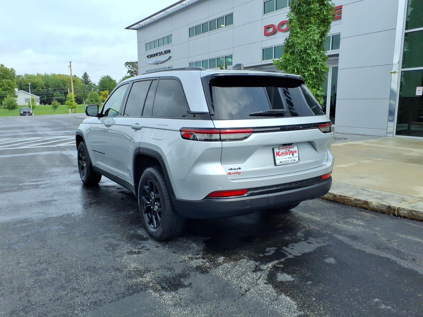 2024 Jeep Grand Cherokee Altitude X