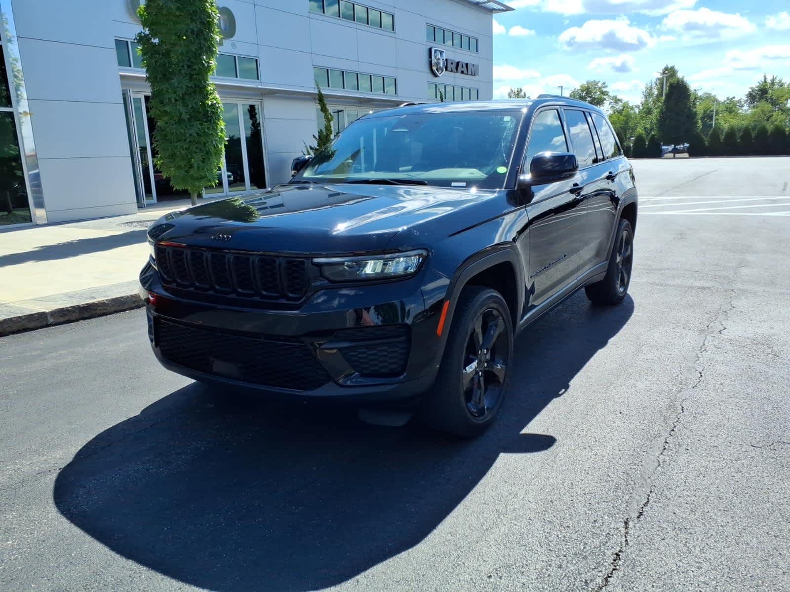 2024 Jeep Grand Cherokee Altitude X