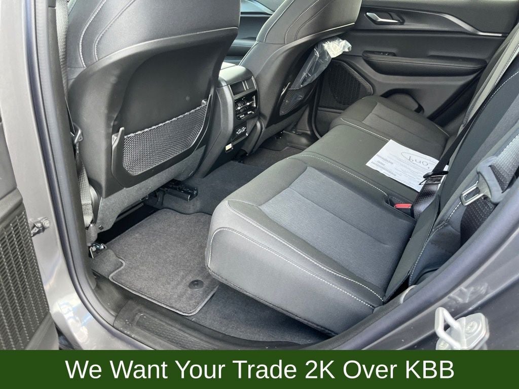 2025 Jeep Grand Cherokee Laredo X