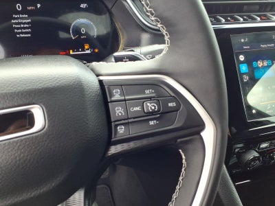 2025 Jeep Grand Cherokee Base