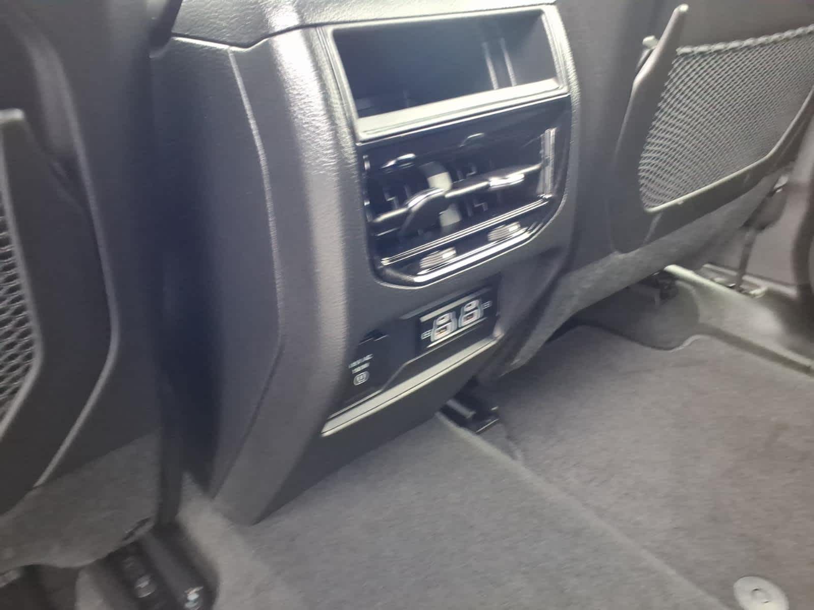 2025 Jeep Grand Cherokee Base