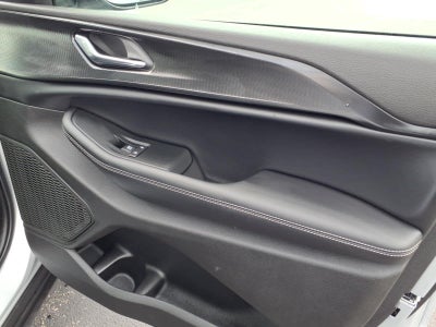2025 Jeep Grand Cherokee Base