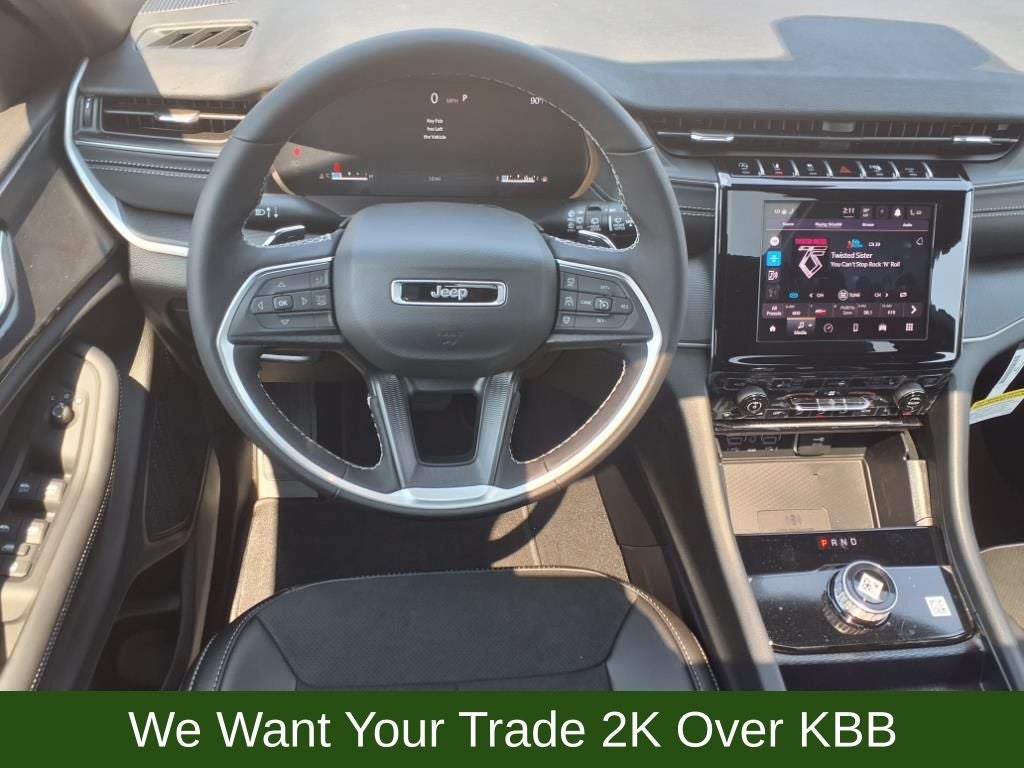 2025 Jeep Grand Cherokee Laredo X