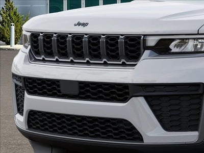 2026 Jeep Grand Cherokee Laredo Altitude