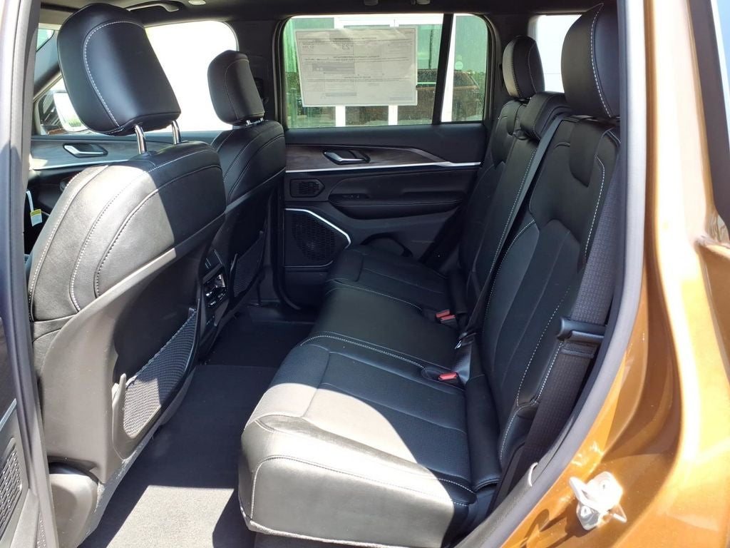 2026 Jeep Grand Cherokee Limited Reserve