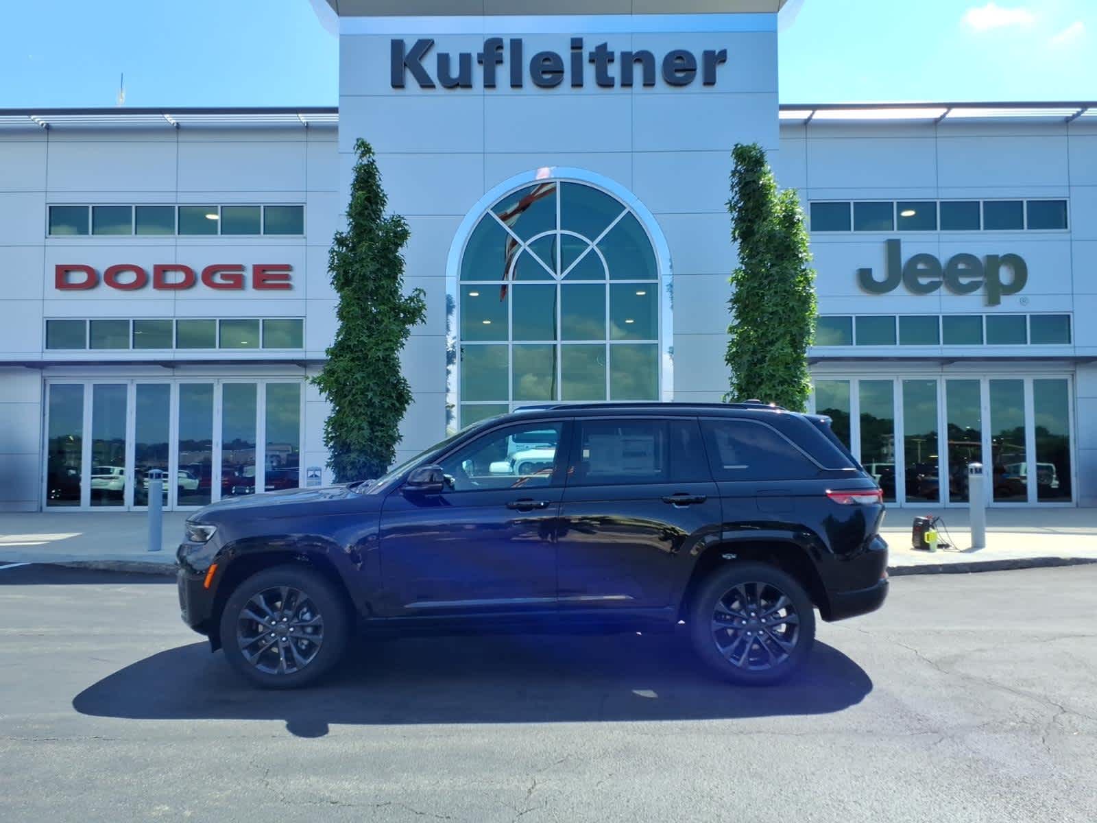 2026 Jeep Grand Cherokee Limited Reserve