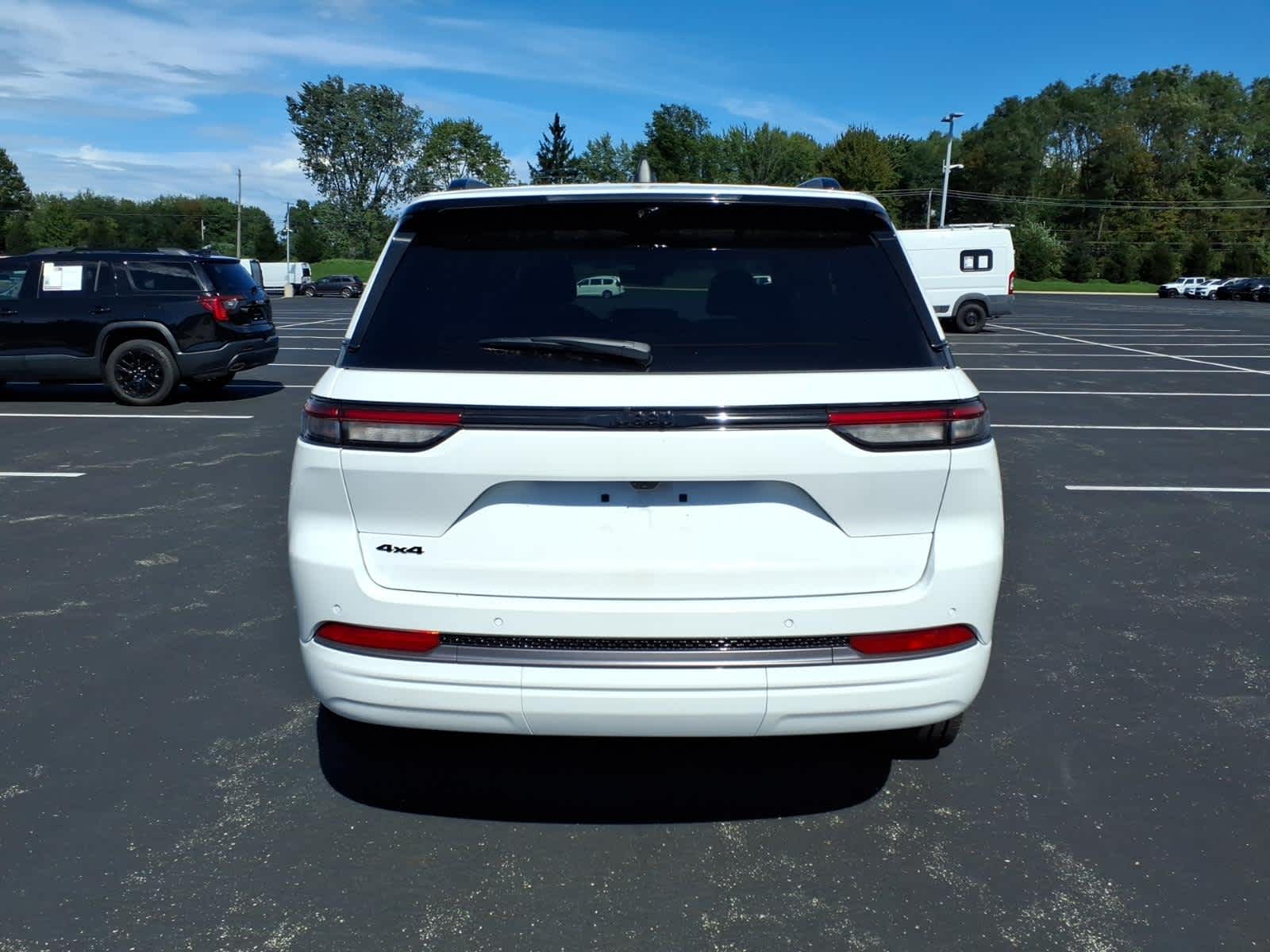 2026 Jeep Grand Cherokee Limited Reserve