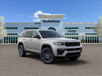 2026 Jeep Grand Cherokee Base
