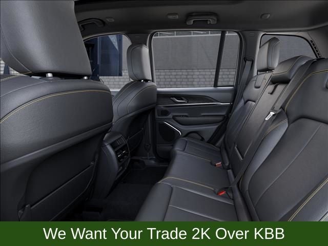 2026 Jeep Grand Cherokee Base