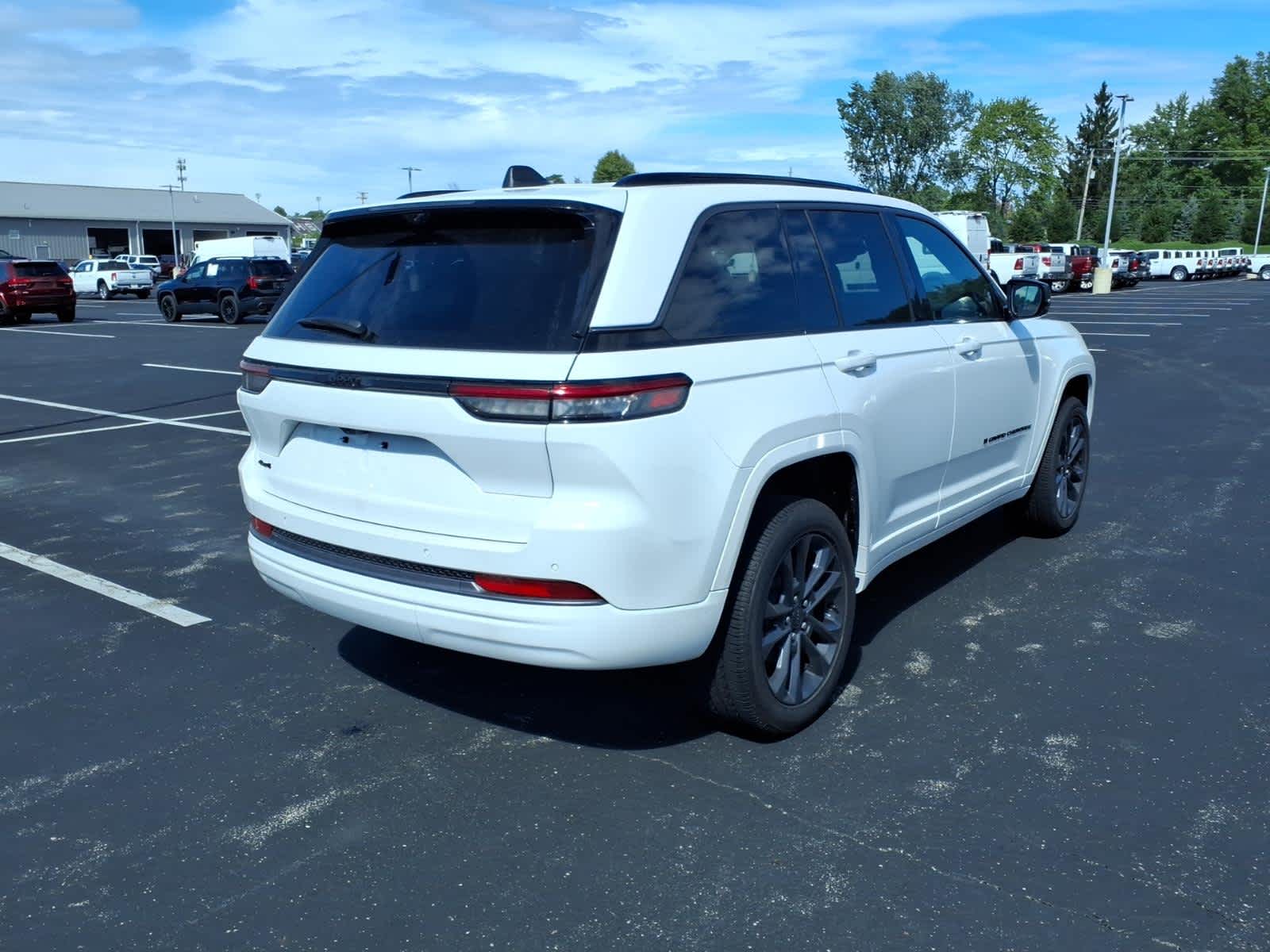 2026 Jeep Grand Cherokee Limited Reserve