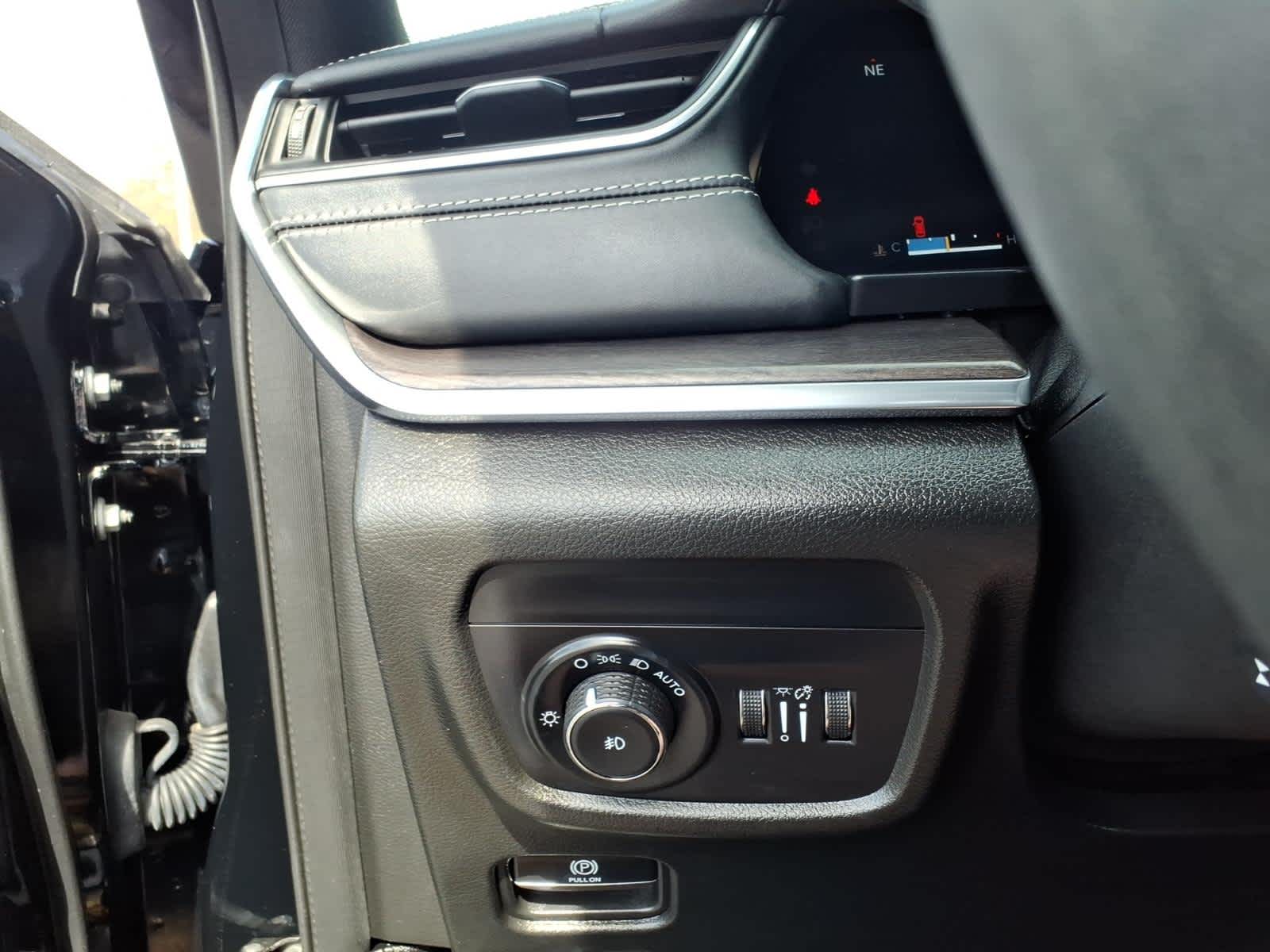 2023 Jeep Grand Cherokee Overland