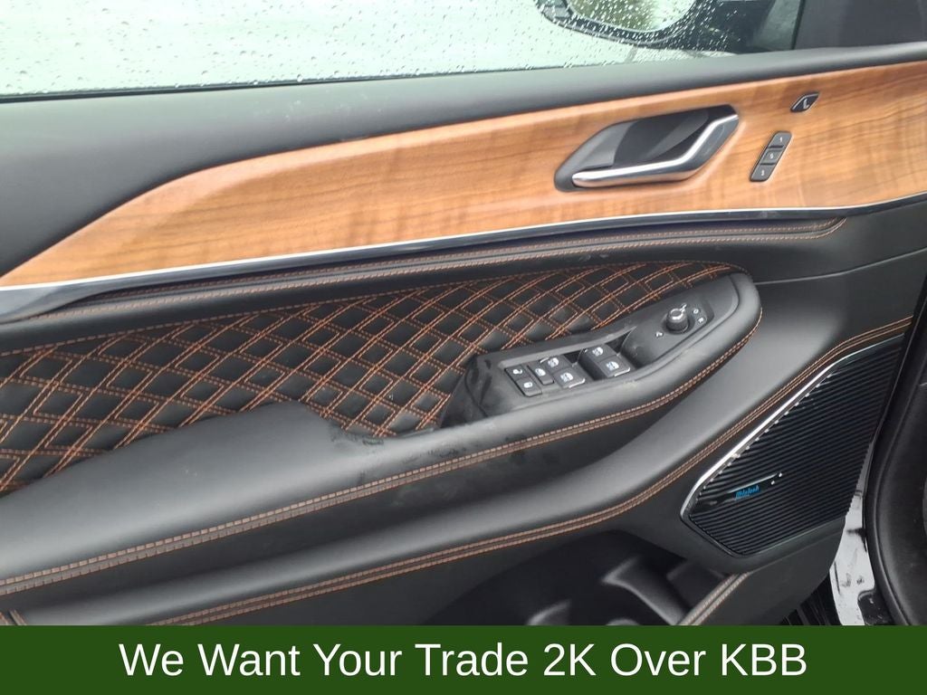 2026 Jeep Grand Cherokee Summit