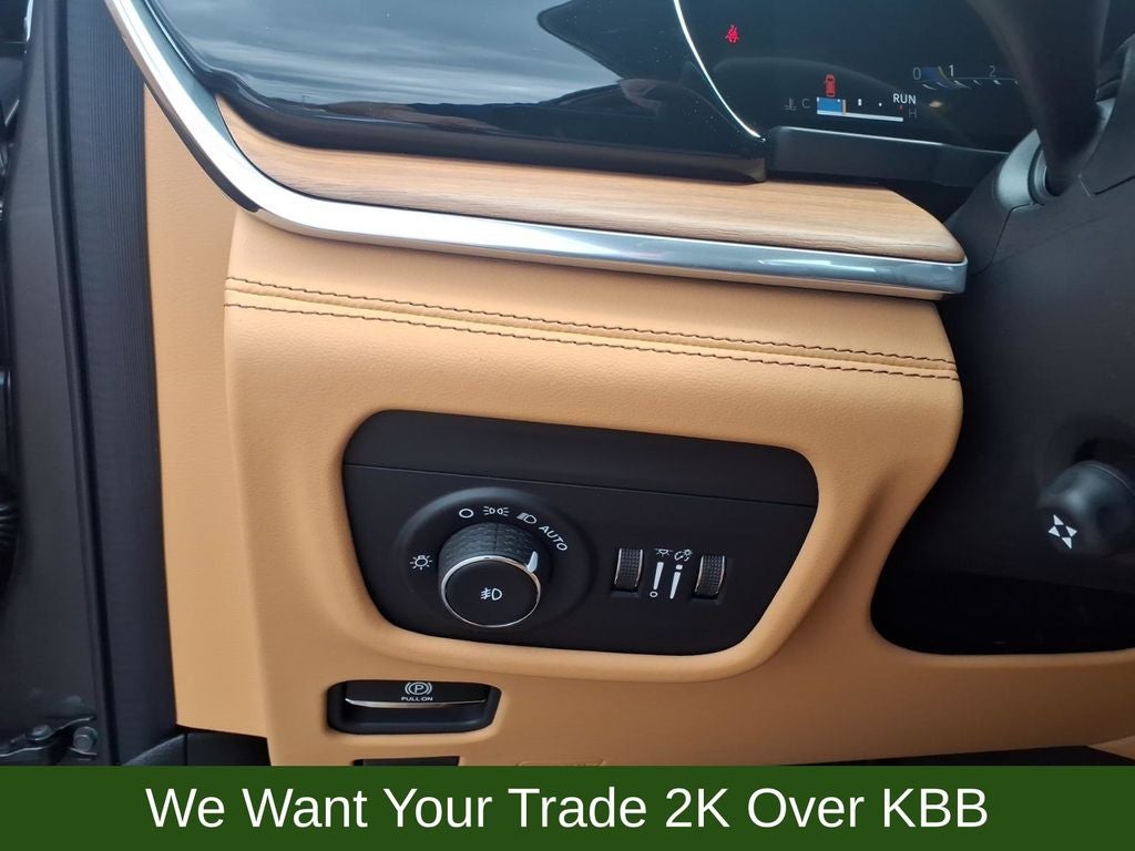 2026 Jeep Grand Cherokee Summit